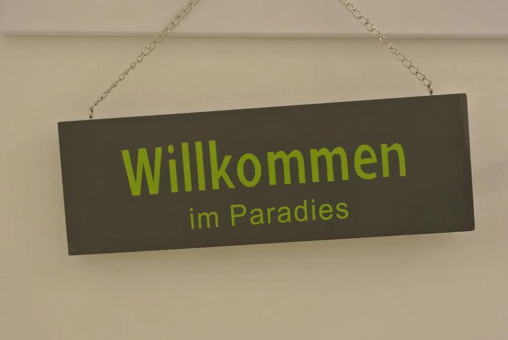 Apartment Paradies - U1 Station Altes Landgut Vienna 0*,